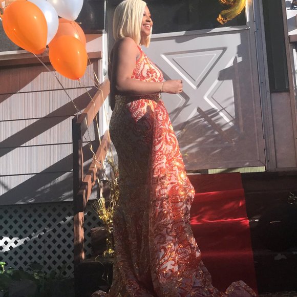 Prom Dress - Picture 4 of 5